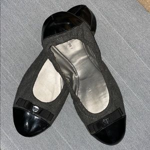 Tahari flats
